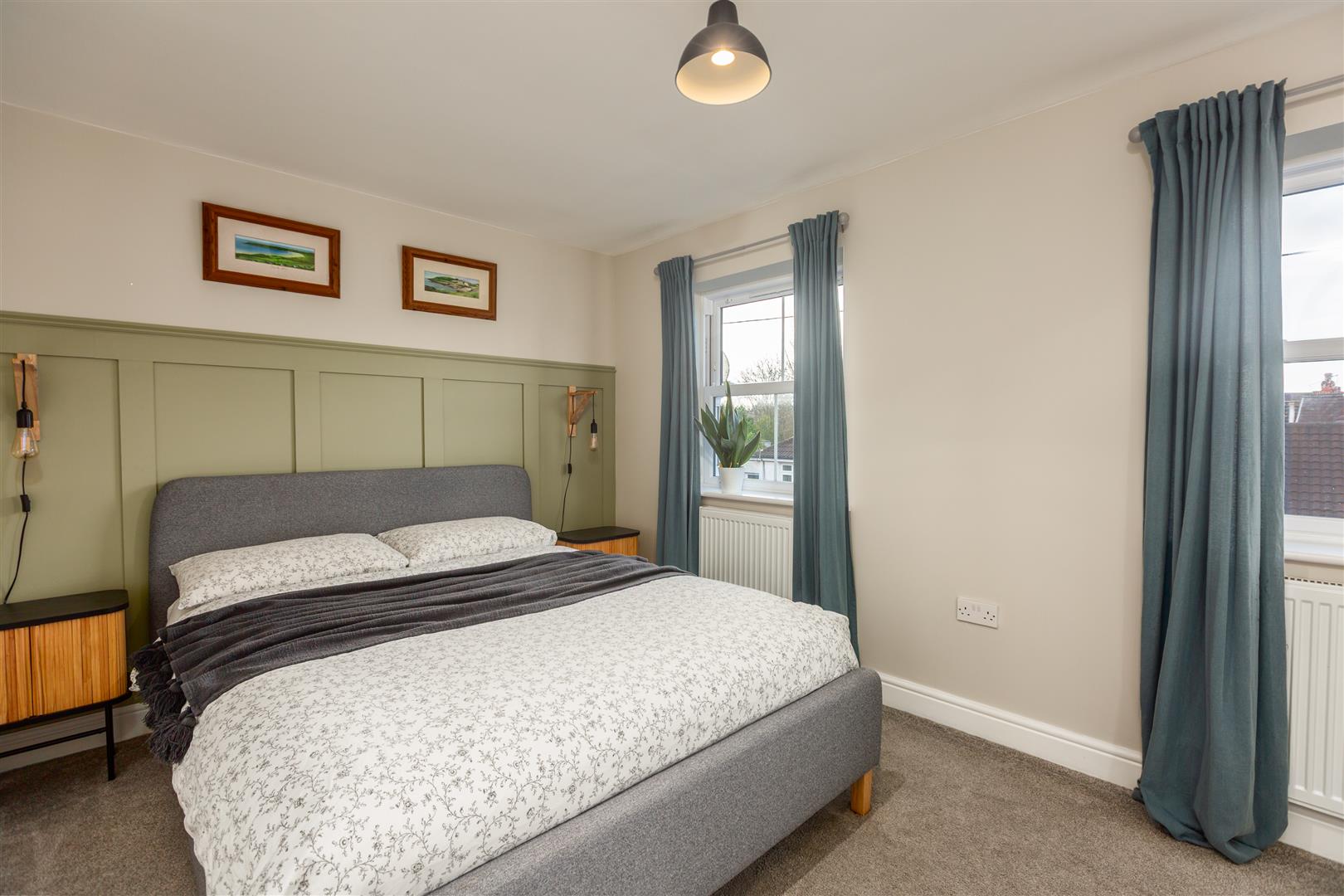 Oakfield Street, Pontarddulais, Swansea, SA4 8LN